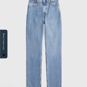 Abercrombie & Fitch 90s Straight Ultra High Rise Jean